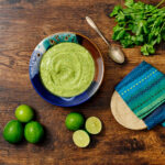 Salsa Tatemada de Guacamole con Chile de Árbol