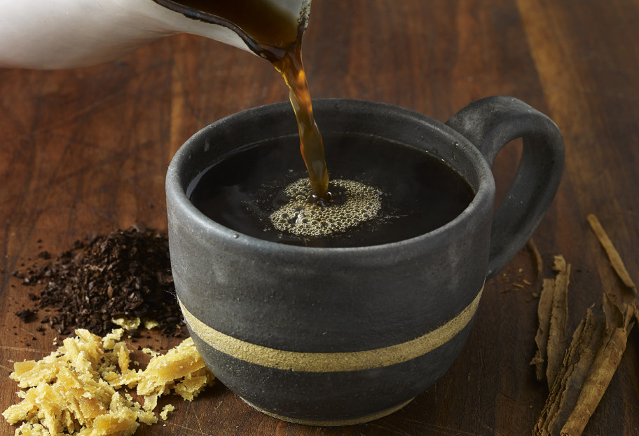 spiced sweet mexican coffee or cafe de olla