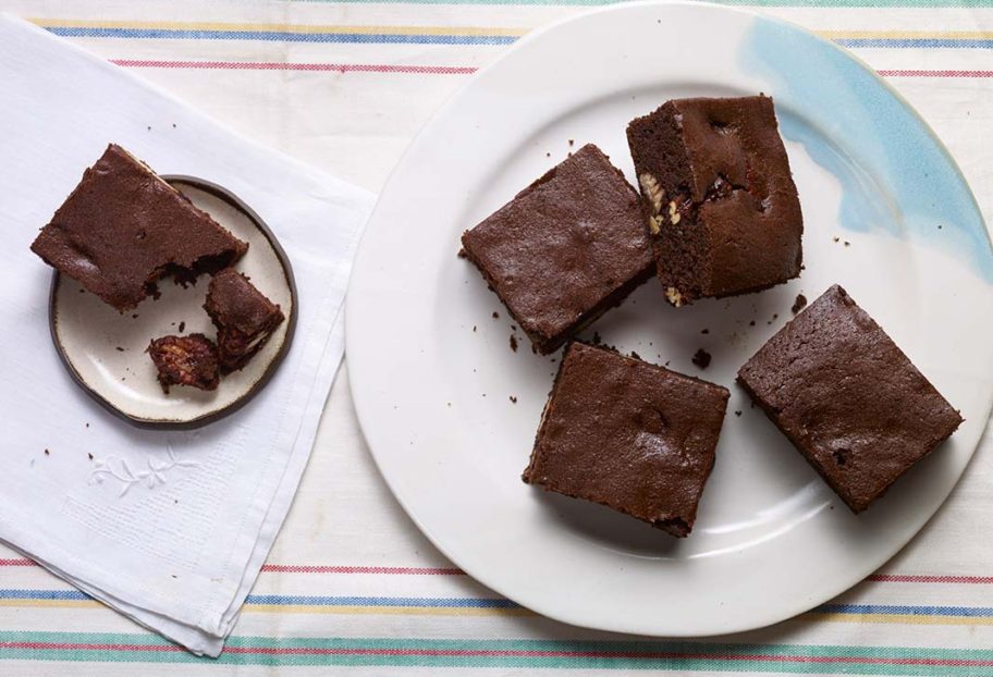 Extreme Brownies with Caramelized Pecans