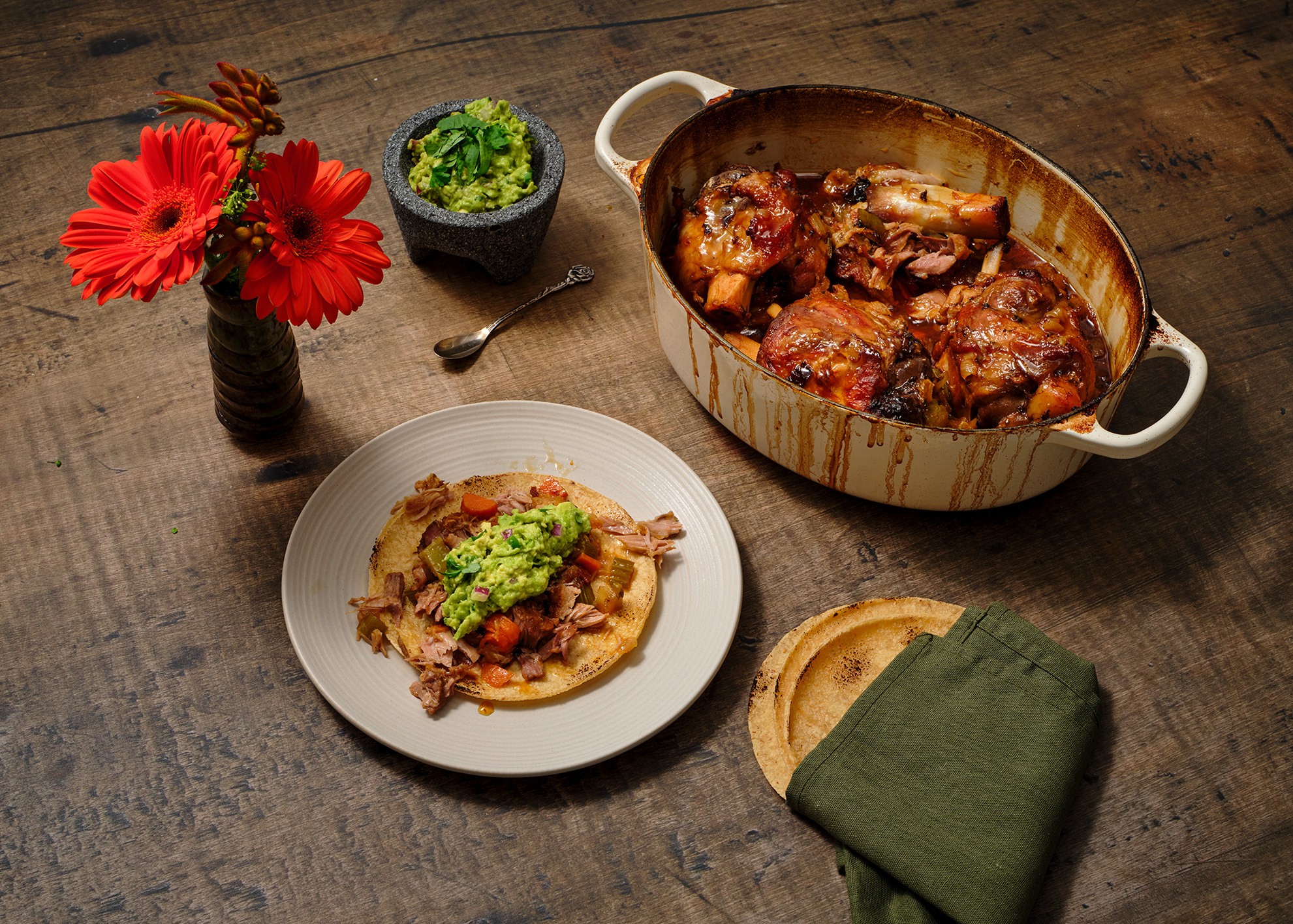 Chamorros de Cerdo en Adobo de Chipotle