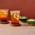 Michelada con Mugre y Ajonjolí Garapiñado