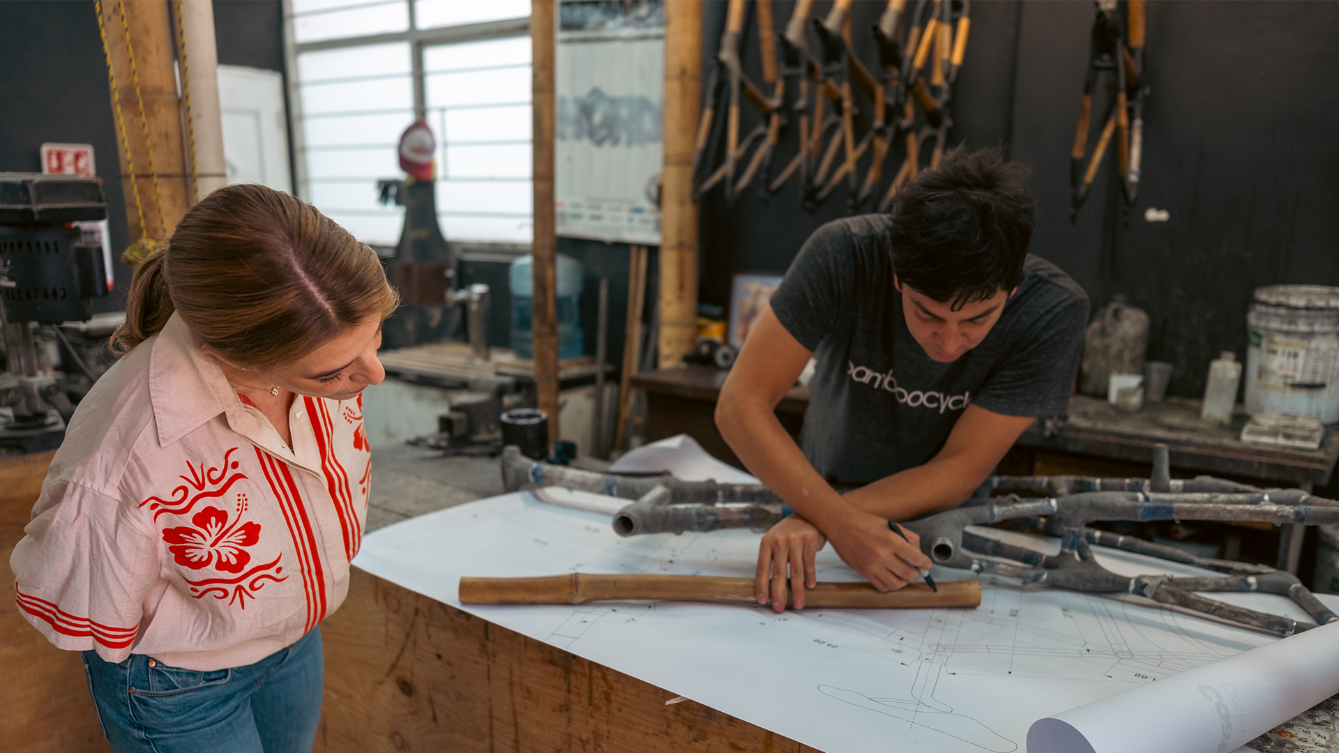 Pati's Mexican Table Episode 1404 "Building the Future"